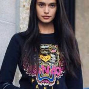 Women Kenzo Classic Tiger Sweatshirt (rare find)